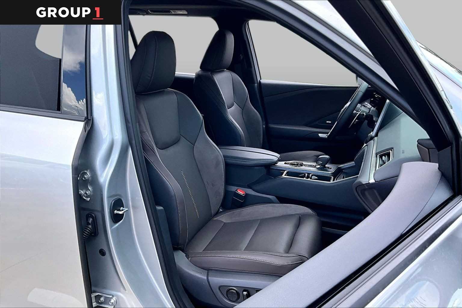 Certified Used 2026 CELESTIAL SILVER Lexus Luxury image 8