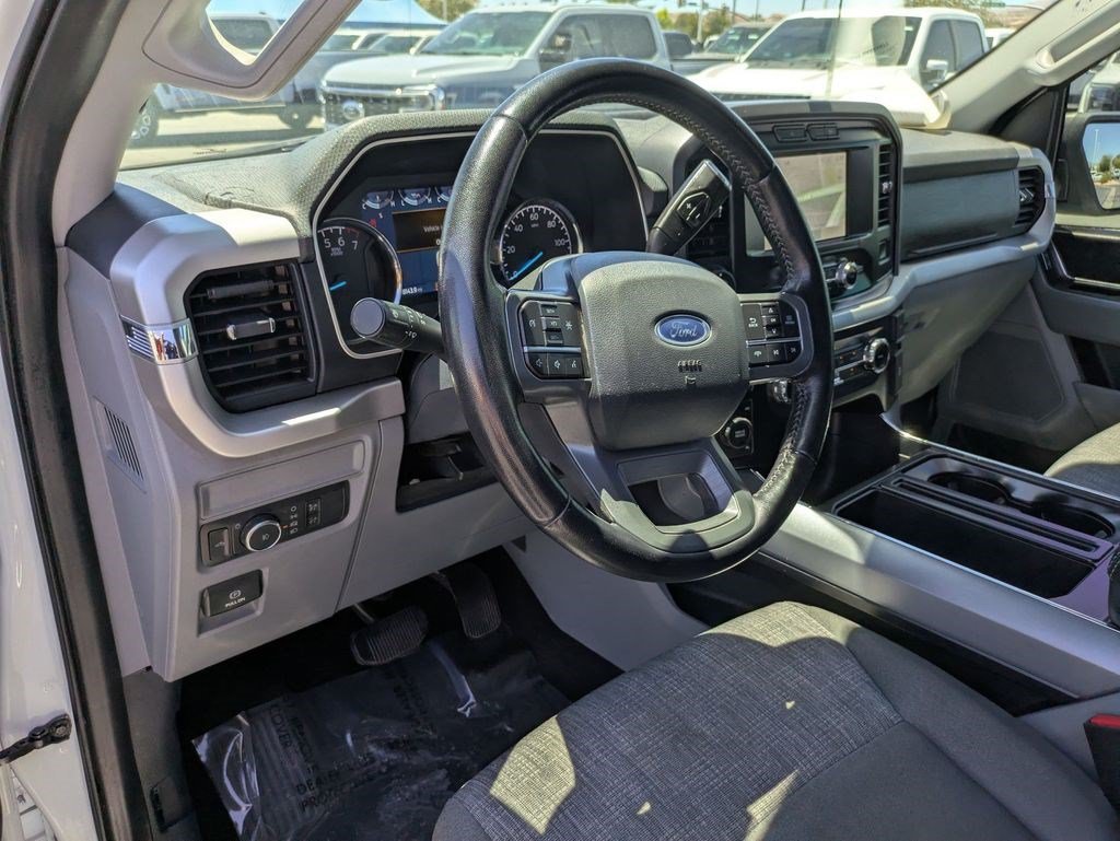 Used 2022 Oxford White Ford XLT image 13