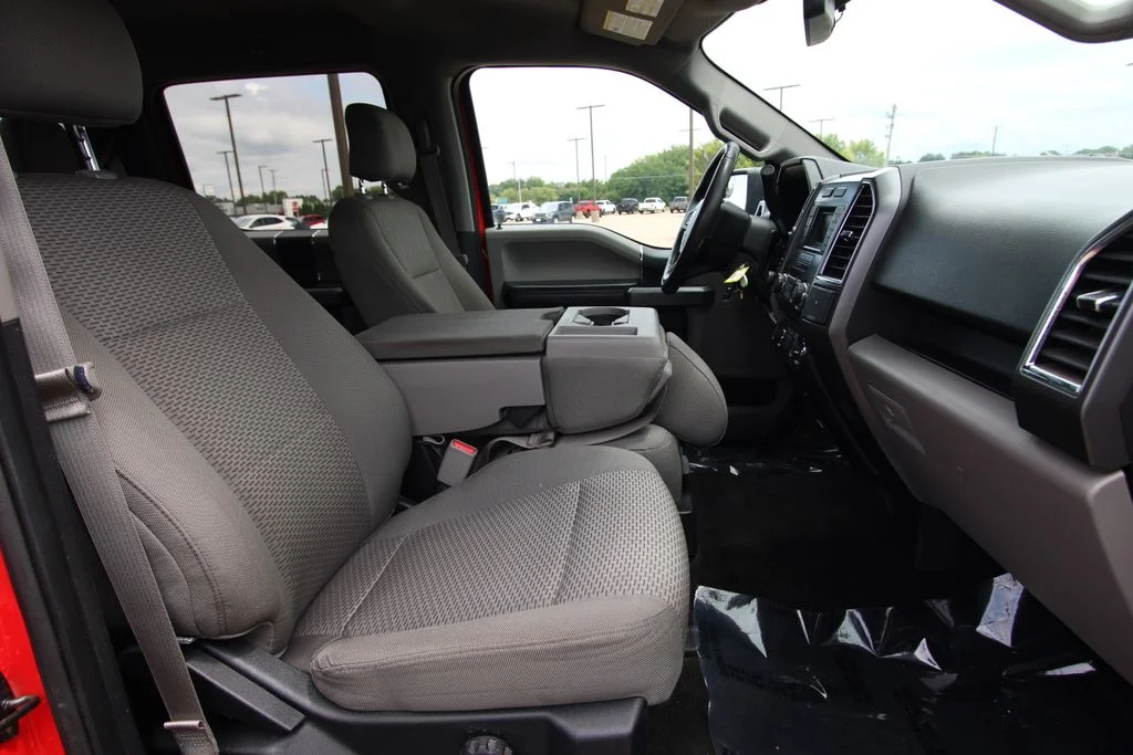 Used 2015 Red Ford XLT image 8