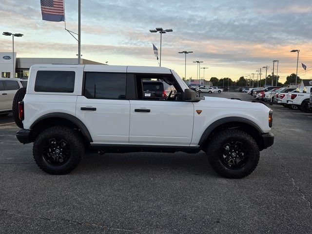 New 2026 Oxford White Ford Badlands image 9