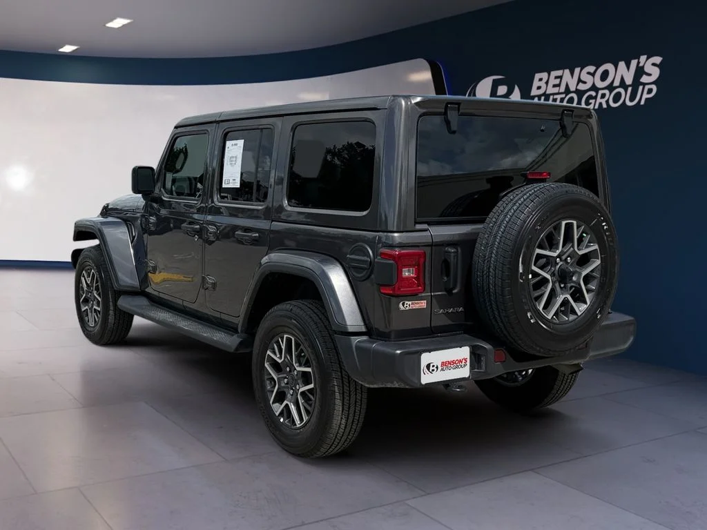 Used 2026 Gray Jeep Sahara image 3