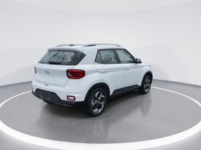New 2026 White Hyundai SEL image 8