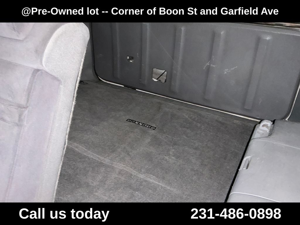 Used 2003  Toyota SR5 image 25