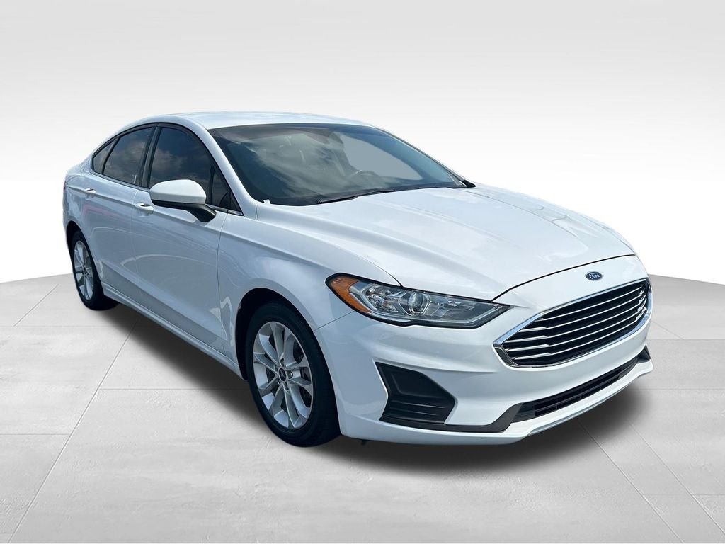 Used 2020 White Ford SE image 7