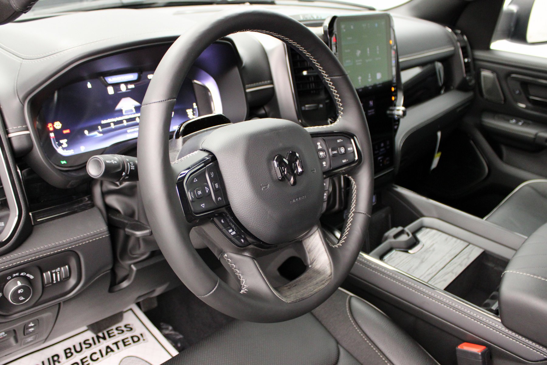 2026 RAM 1500 Limited - Photo 17