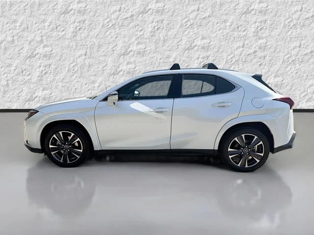 Used 2023 White Pearl Lexus UX 250h Premium image 6