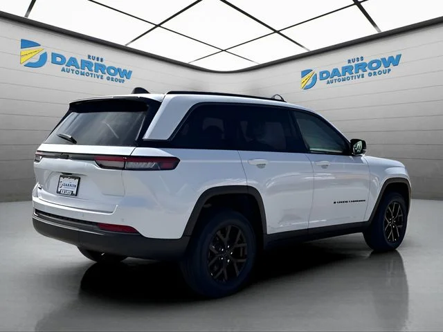 New 2026 Bright White Clear-Coat Exterior Paint Jeep Altitude image 5