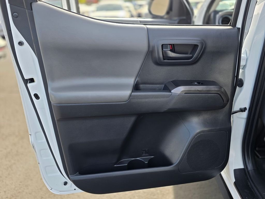2023 Toyota Tacoma SR5 - Photo 18