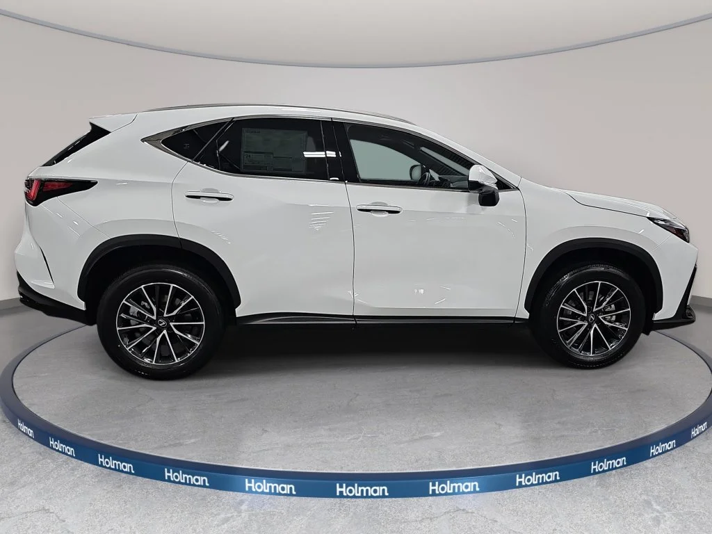 New 2026 Ultra White Lexus PREMIUM image 4