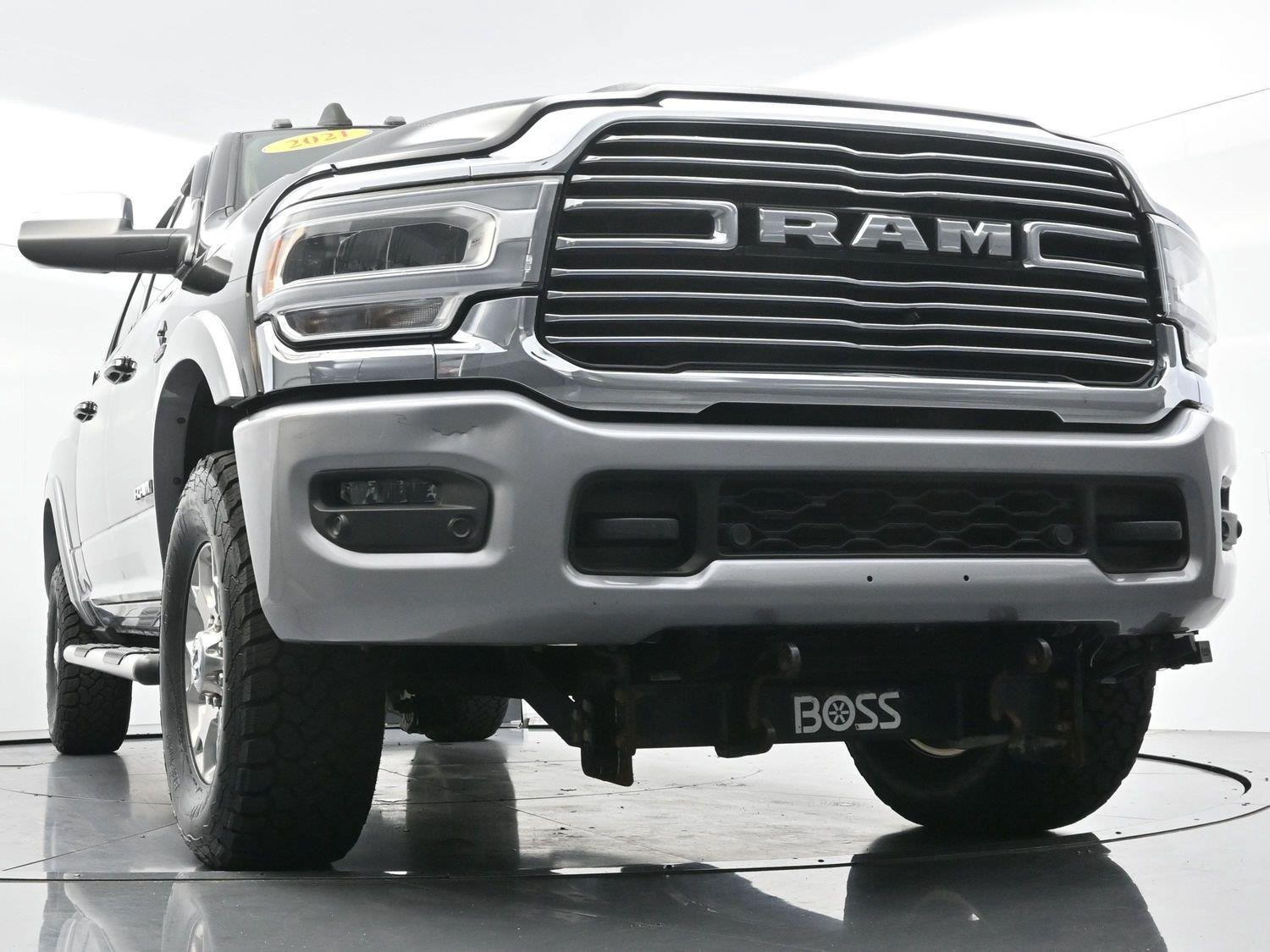 Used 2021 Diamond Black Crystal Pearlcoat Ram Laramie image 48