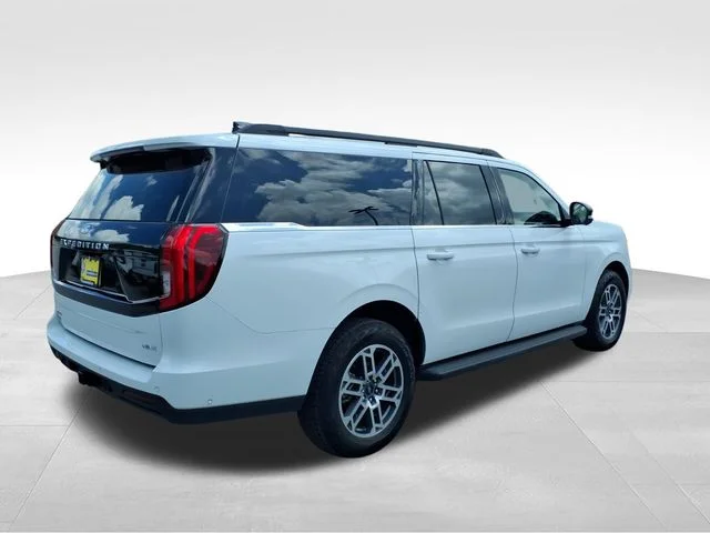 Used 2025 White Ford Active image 9