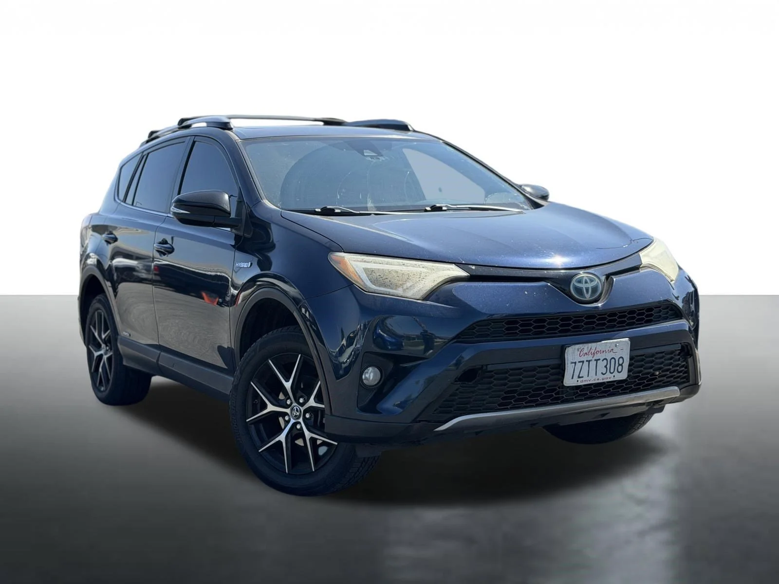 Used 2017 Toyota RAV4 SE with VIN JTMJJREV5HD148174 for sale in Covina, CA