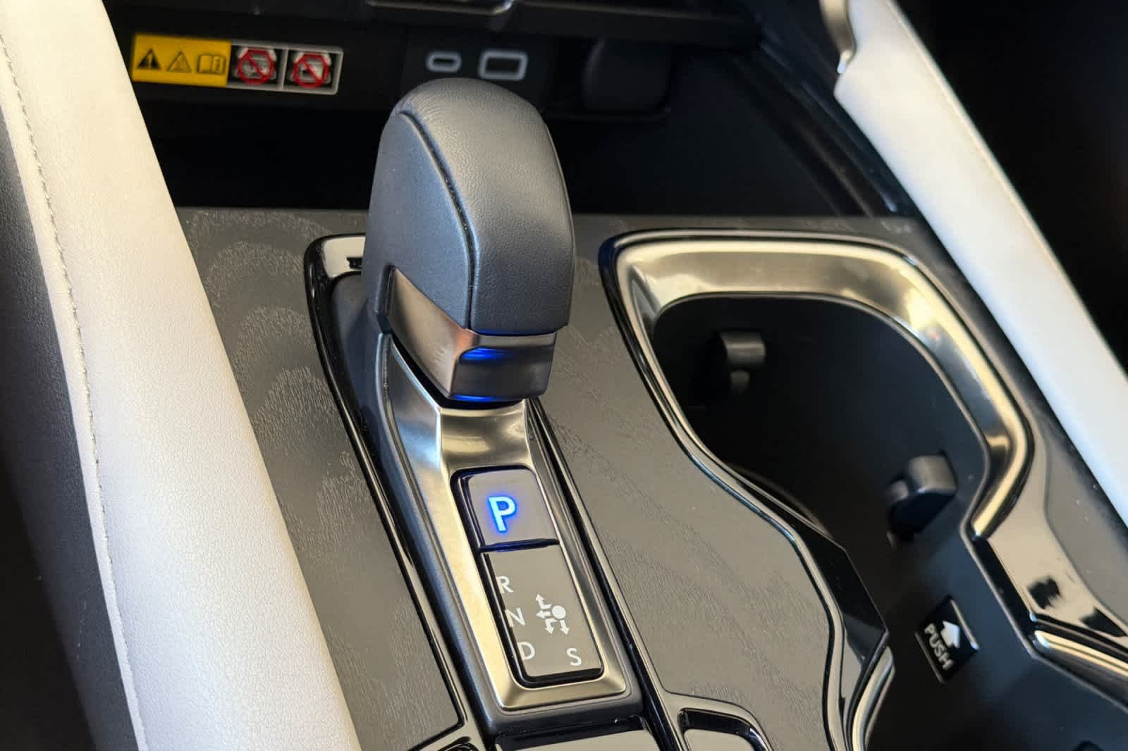 2026 Lexus RX Hybrid 350h - Photo 23