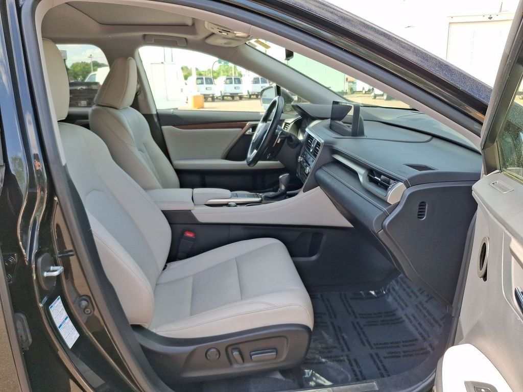 Used 2022 Black Lexus 350L image 27