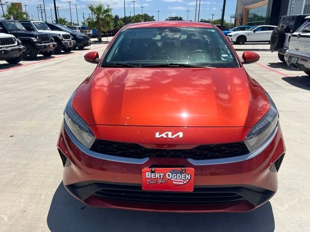 Used 2024 Red Kia LXS image 2