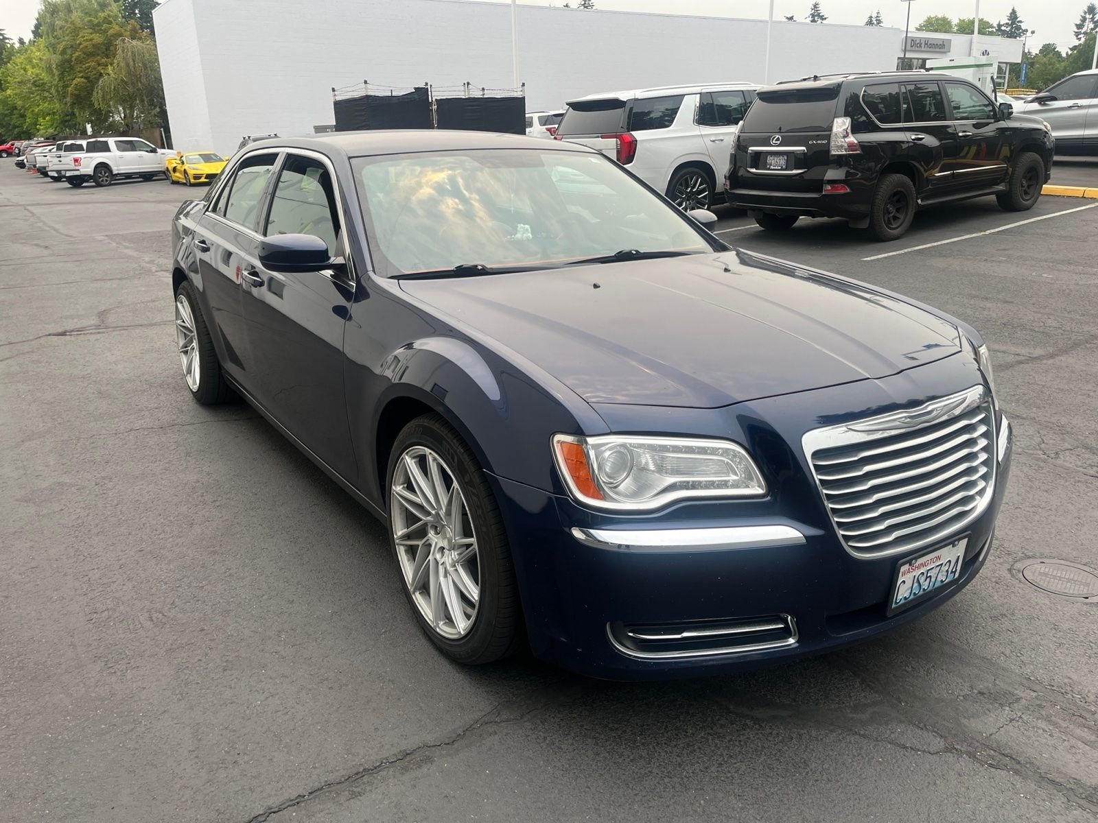 Used 2013 Jazz Blue Pearlcoat Chrysler Base image 7