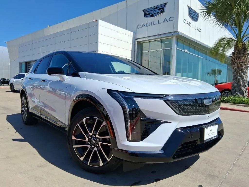 2026 Cadillac Optiq Sport's photo