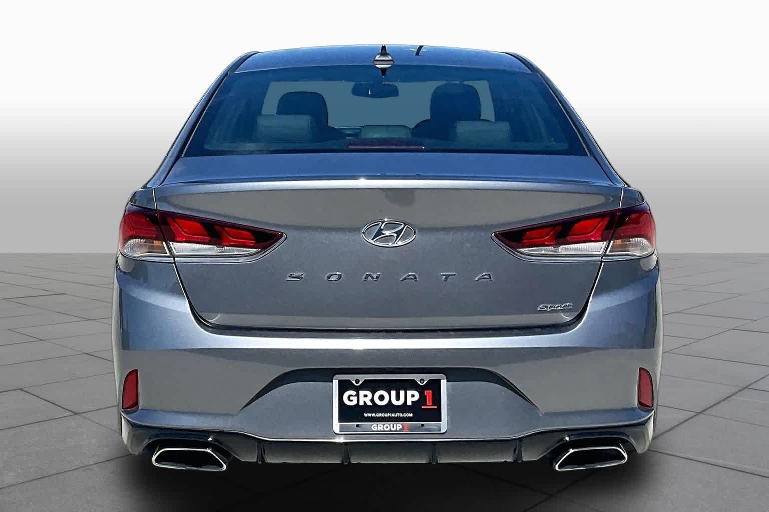 Used 2018 Machine Gray Hyundai Sport image 5