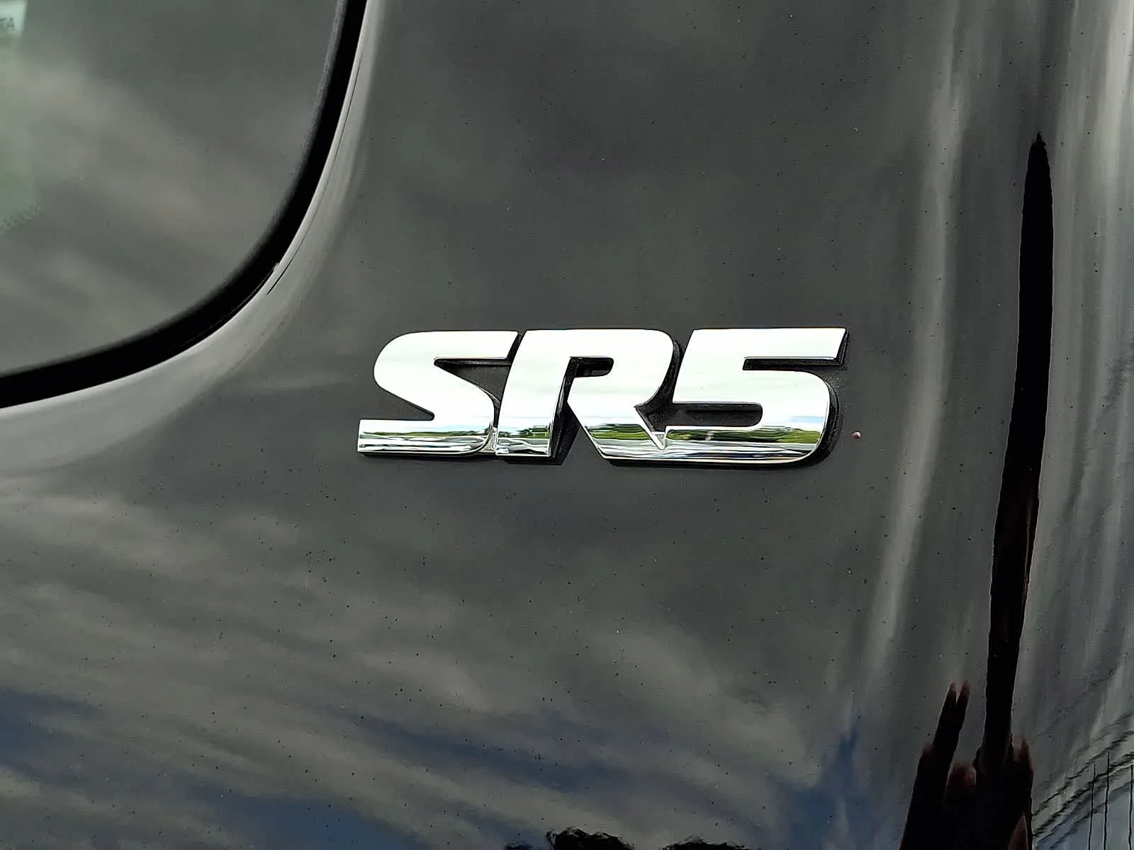 Certified Used 2021 Midnight Black Metallic Toyota SR5 image 34