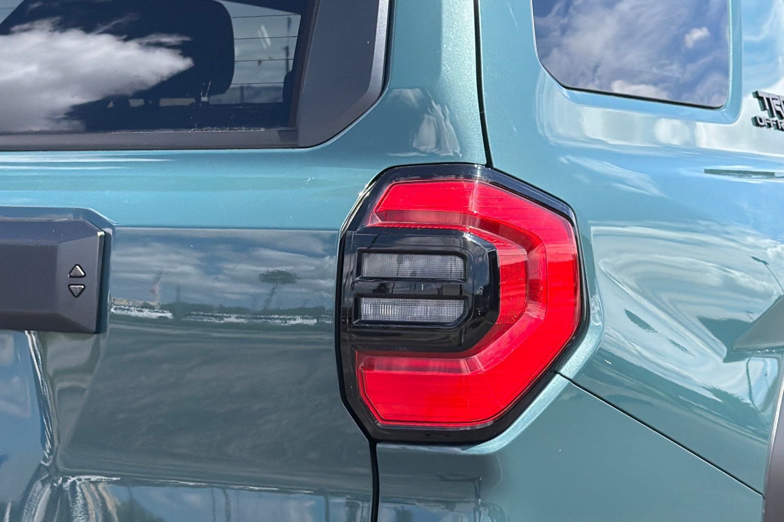 Used 2025  Toyota TRD Off-Road Premium image 41