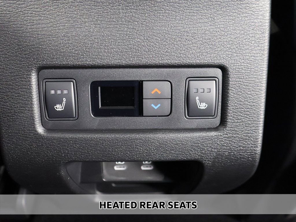 2025 Mitsubishi Outlander SEL - Photo 10