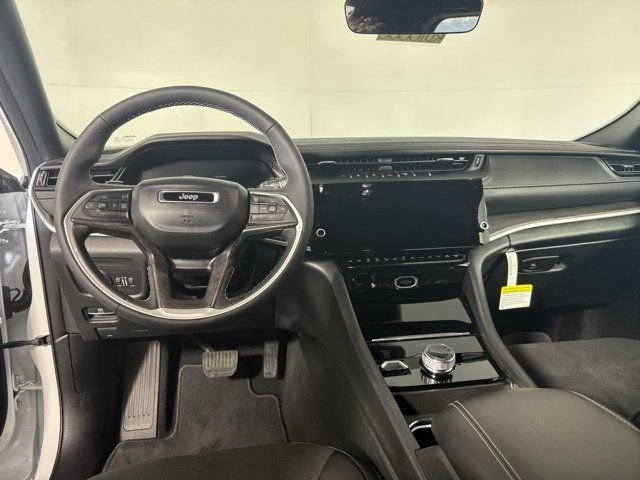 New 2026 White Jeep Altitude image 26