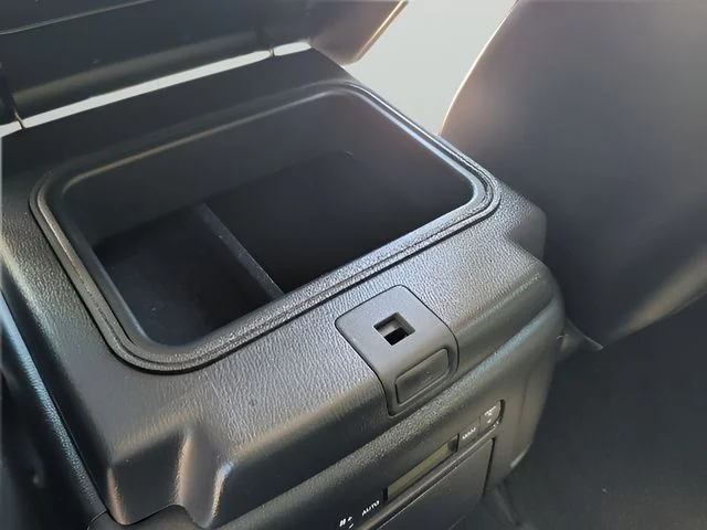 Used 2021 Black Nissan SL image 38