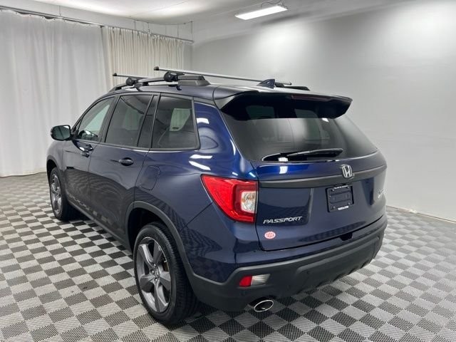 Used 2019 Blue Honda Touring image 6