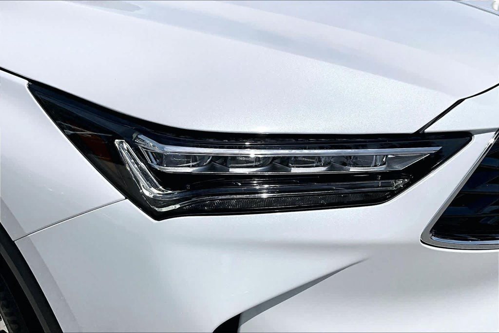 New 2026 White Acura Technology Package image 13