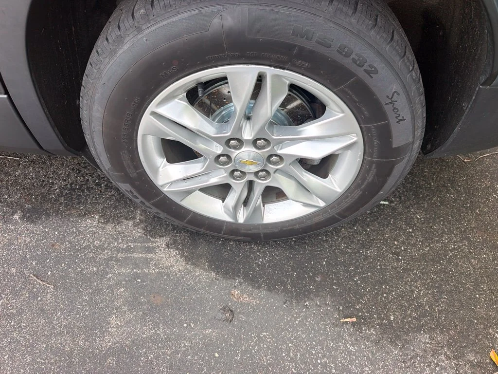 Used 2019 Gray Chevrolet Base image 3