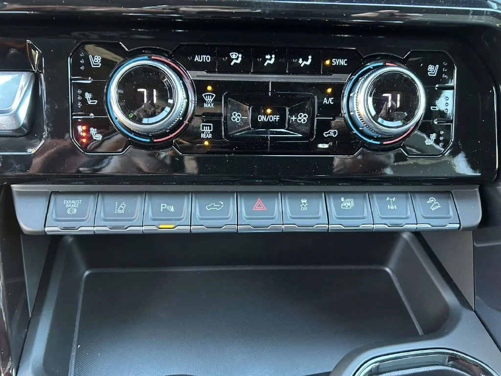 New 2026 Onyx Black GMC AT4X image 23
