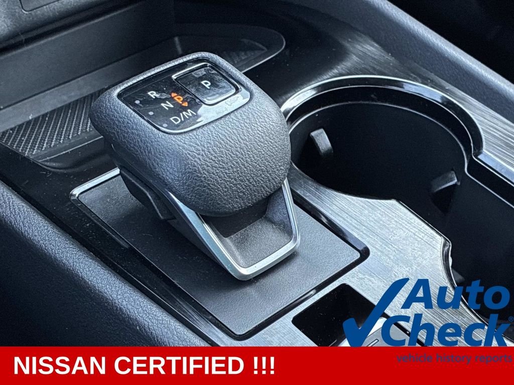 Used 2023 White Nissan SV image 28