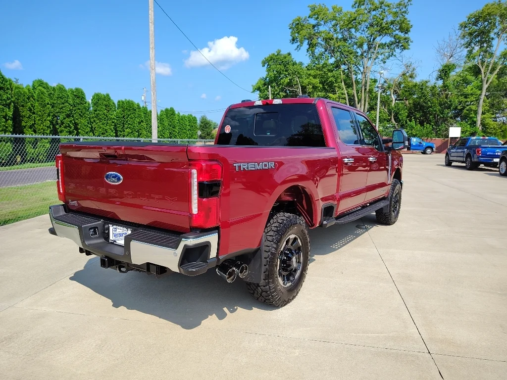 New 2026 Ruby Red Metallic Tinted Clearcoat Ford F-250® Lariat® image 4