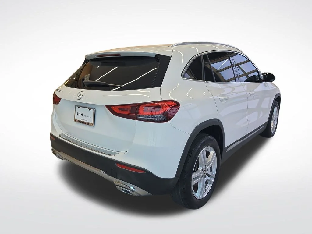 2023 Mercedes-Benz GLA Base - Photo 6