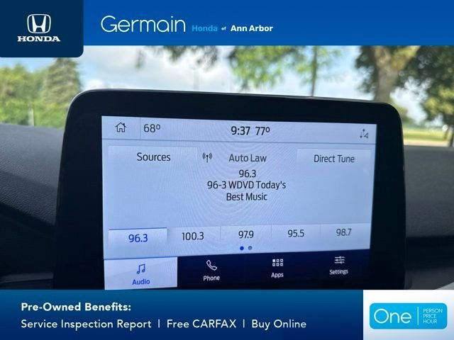 Used 2020 Green Metallic Ford SEL image 26