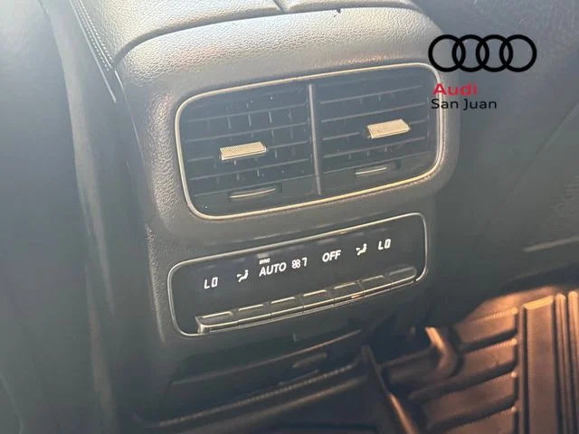Used 2020 Black Mercedes-Benz GLE 350 image 27