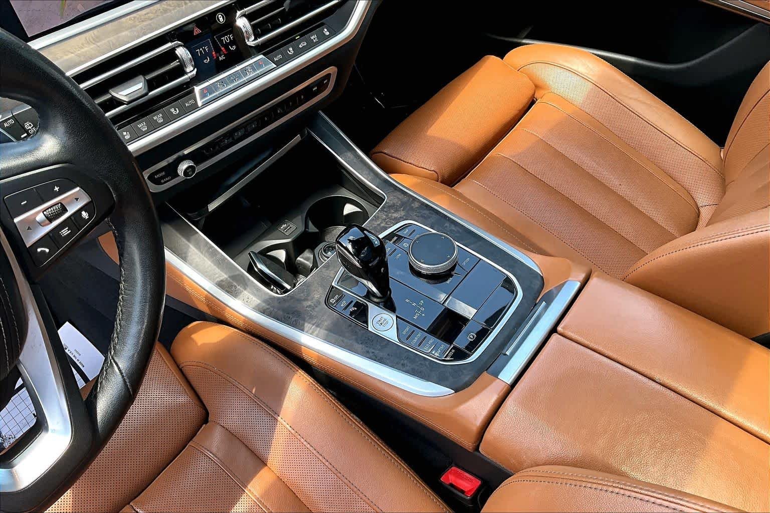 Used 2022 Alpine White BMW sDrive40i image 17