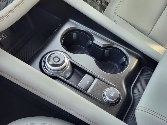 New 2026 Star White Metallic Tri-Coat Ford Active image 20