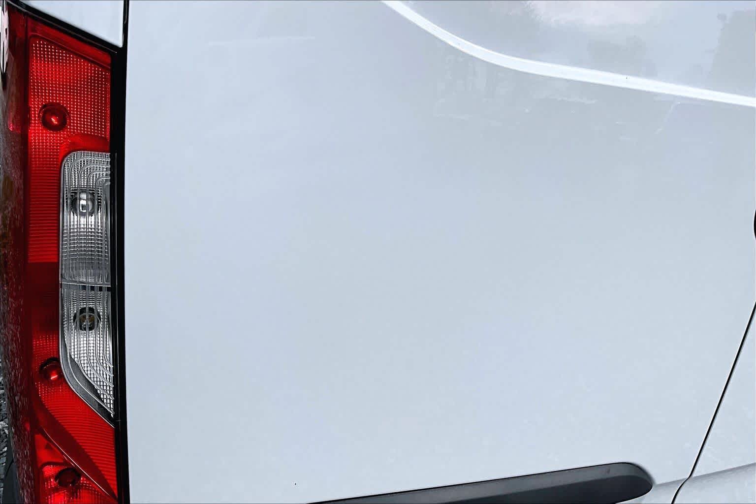 New 2026 Arctic White Mercedes-Benz Worker image 7