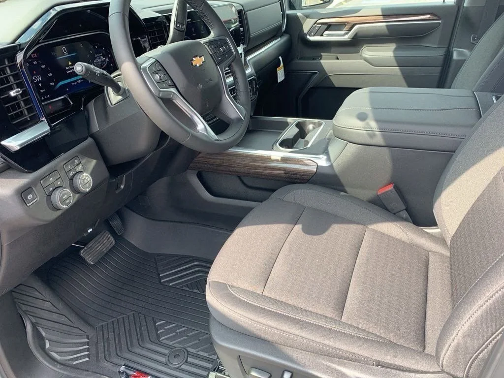 2026 Chevrolet Silverado 2500 HD LT - Photo 10