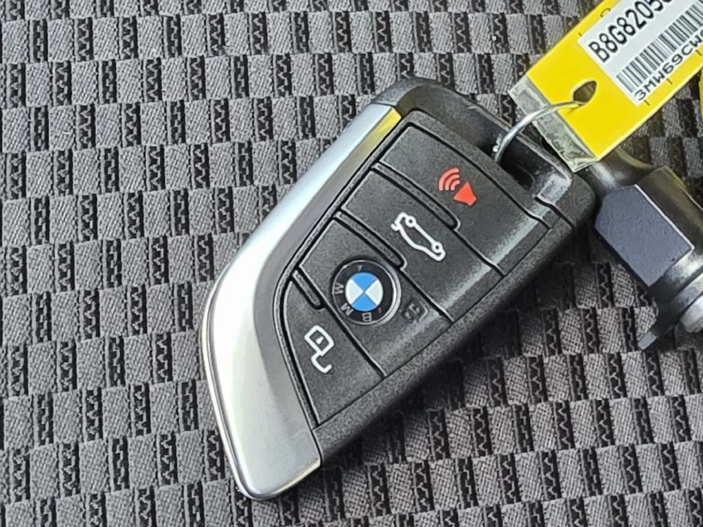 New 2026 Brooklyn Grey Metallic BMW 330i image 25
