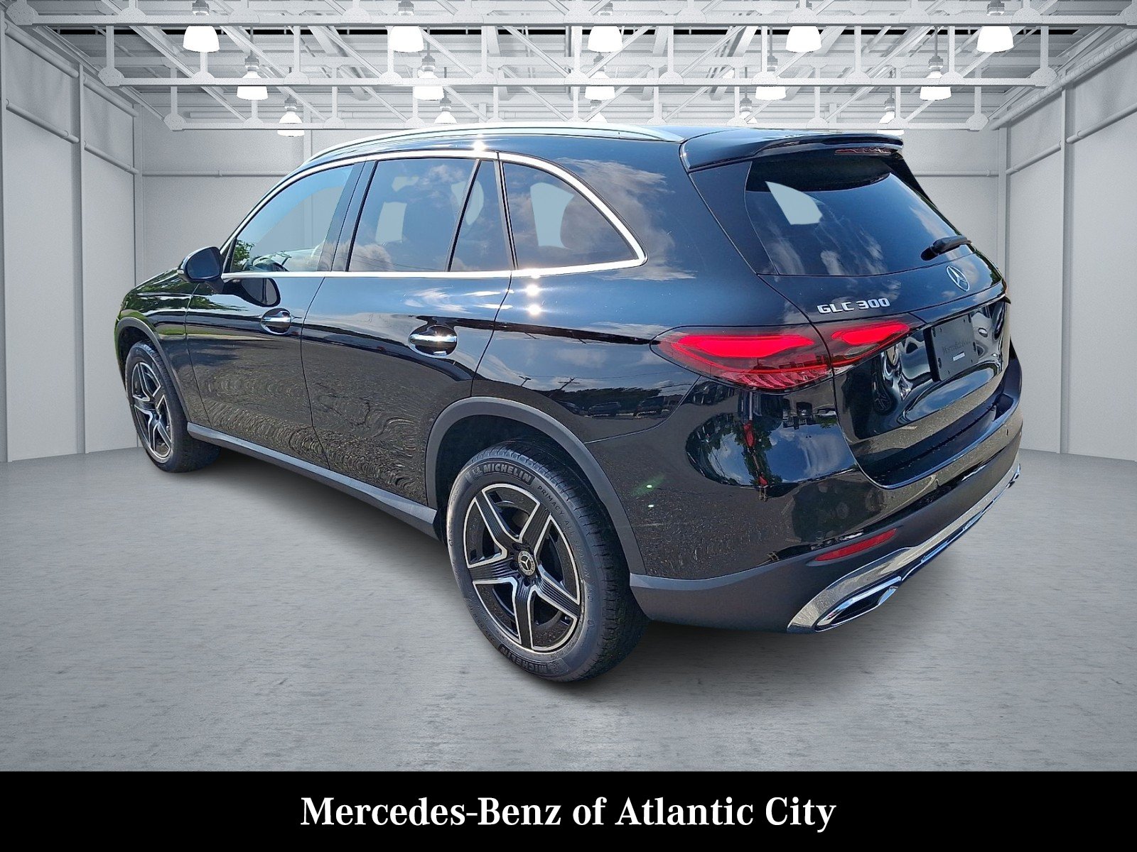 New 2026 Black Mercedes-Benz GLC 300 image 3