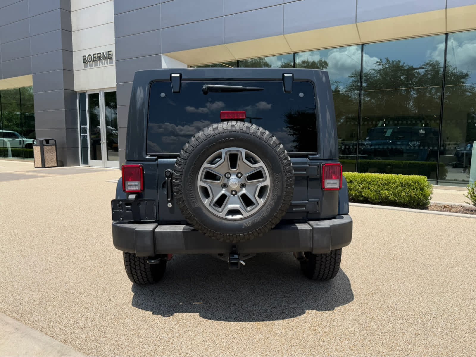 Used 2016 Rhino Clearcoat Jeep Rubicon image 7