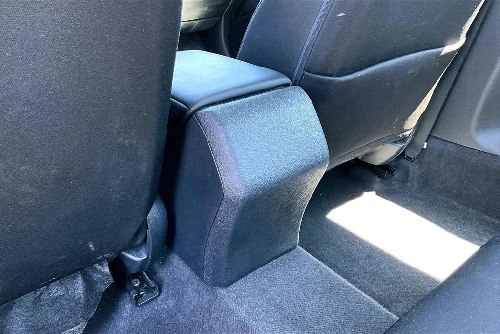 Used 2024 Meteorite Gray Metallic Honda EX image 10