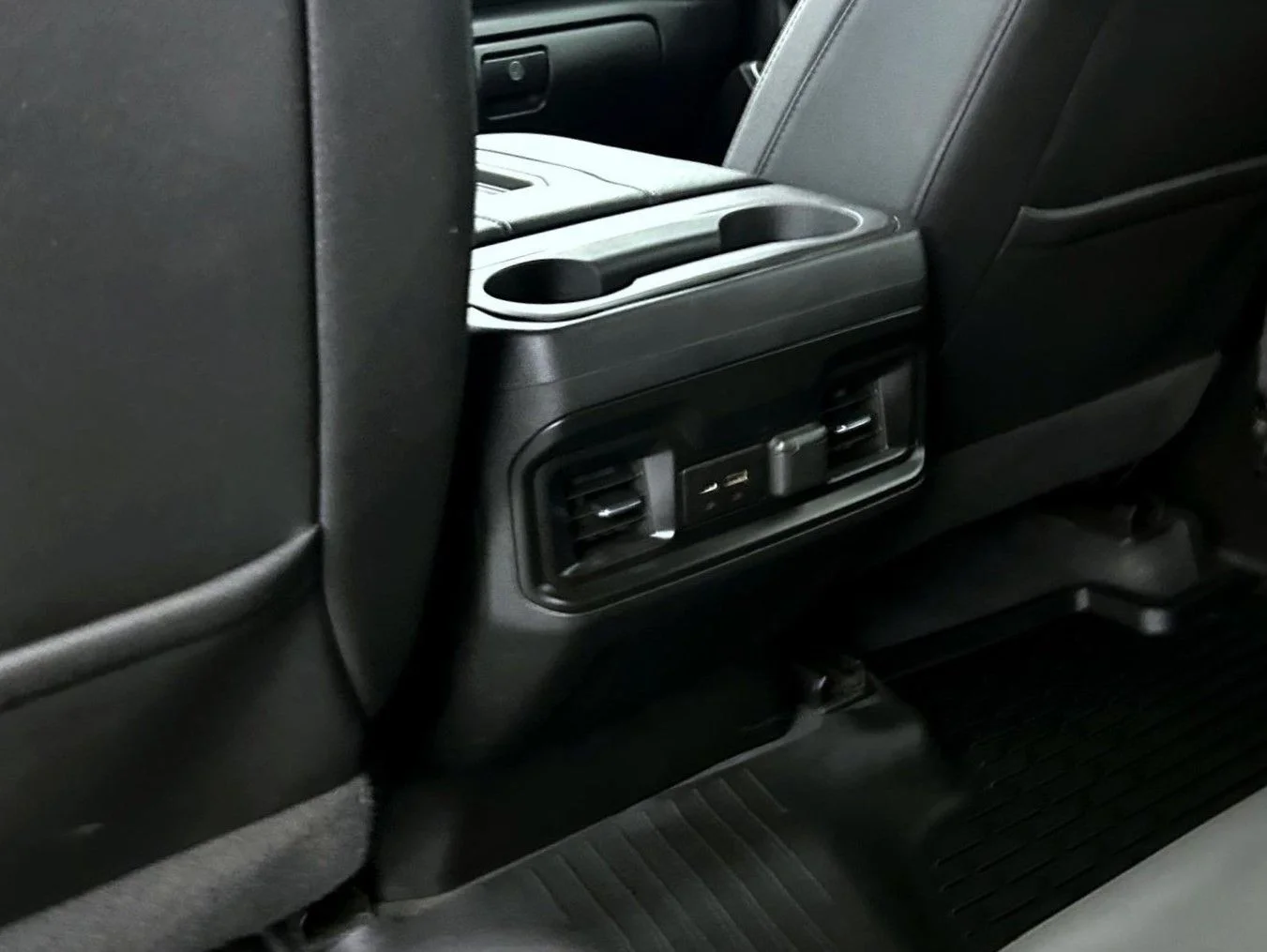 Used 2022 Green Chevrolet LT image 21