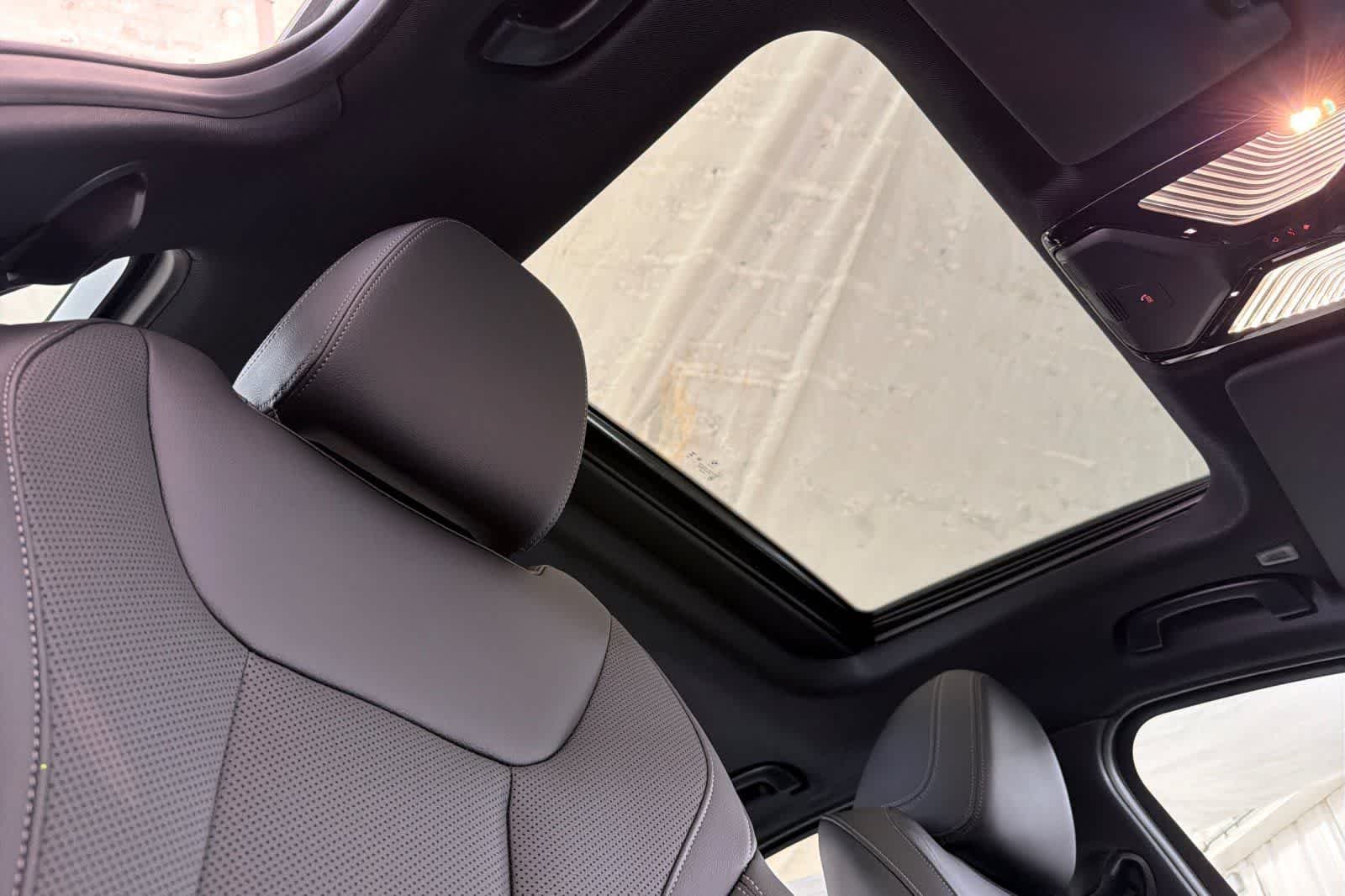 New 2026 Dravit Grey Metallic BMW 330i image 16