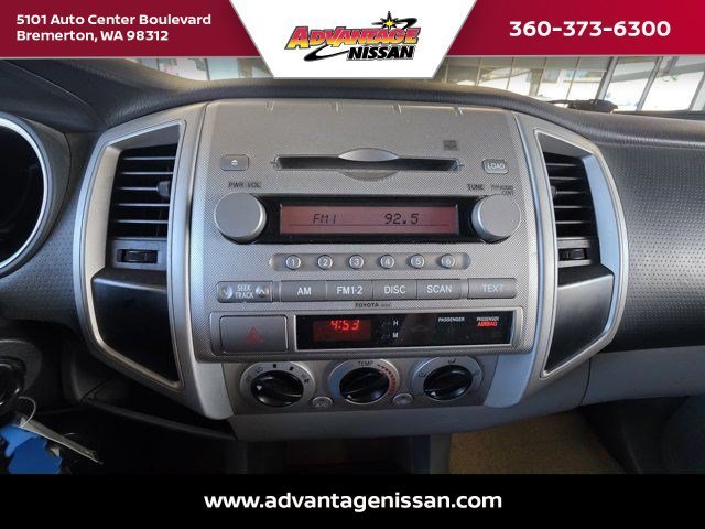Used 2006 Silver Streak Mica Toyota PreRunner image 15