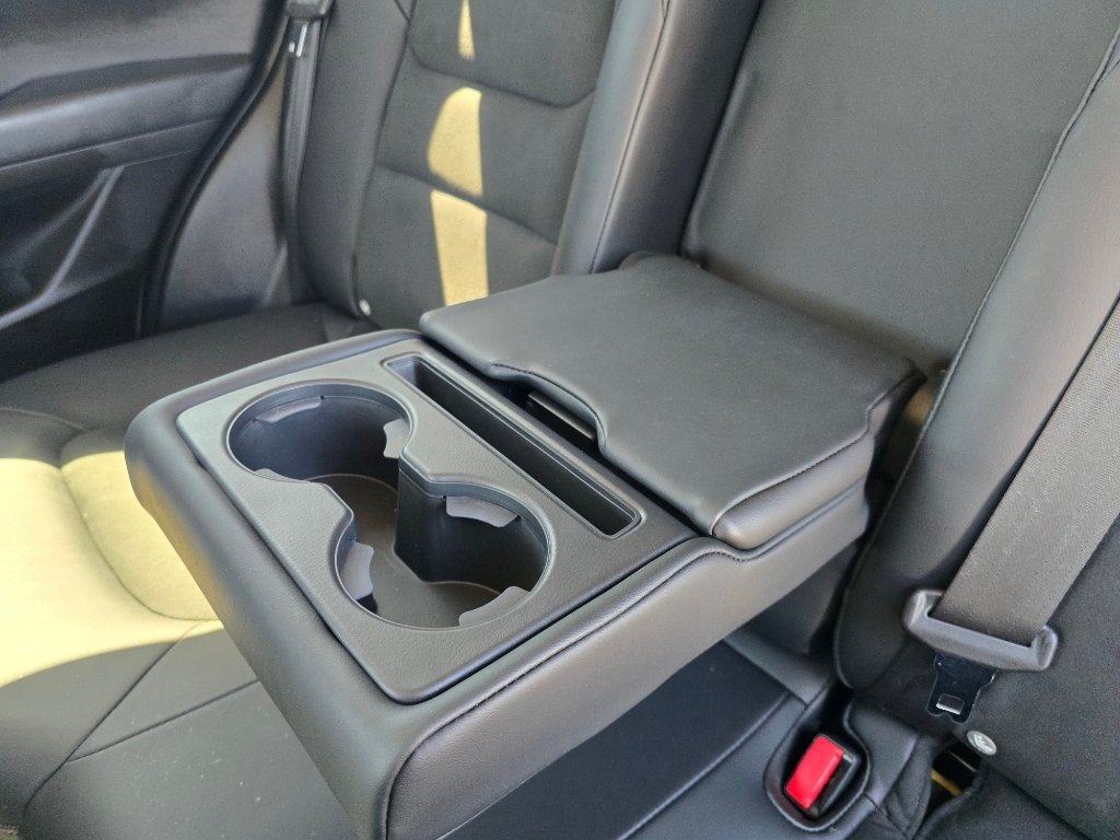 Used 2018 Snowflake White Pearl Mica Mazda Touring image 30