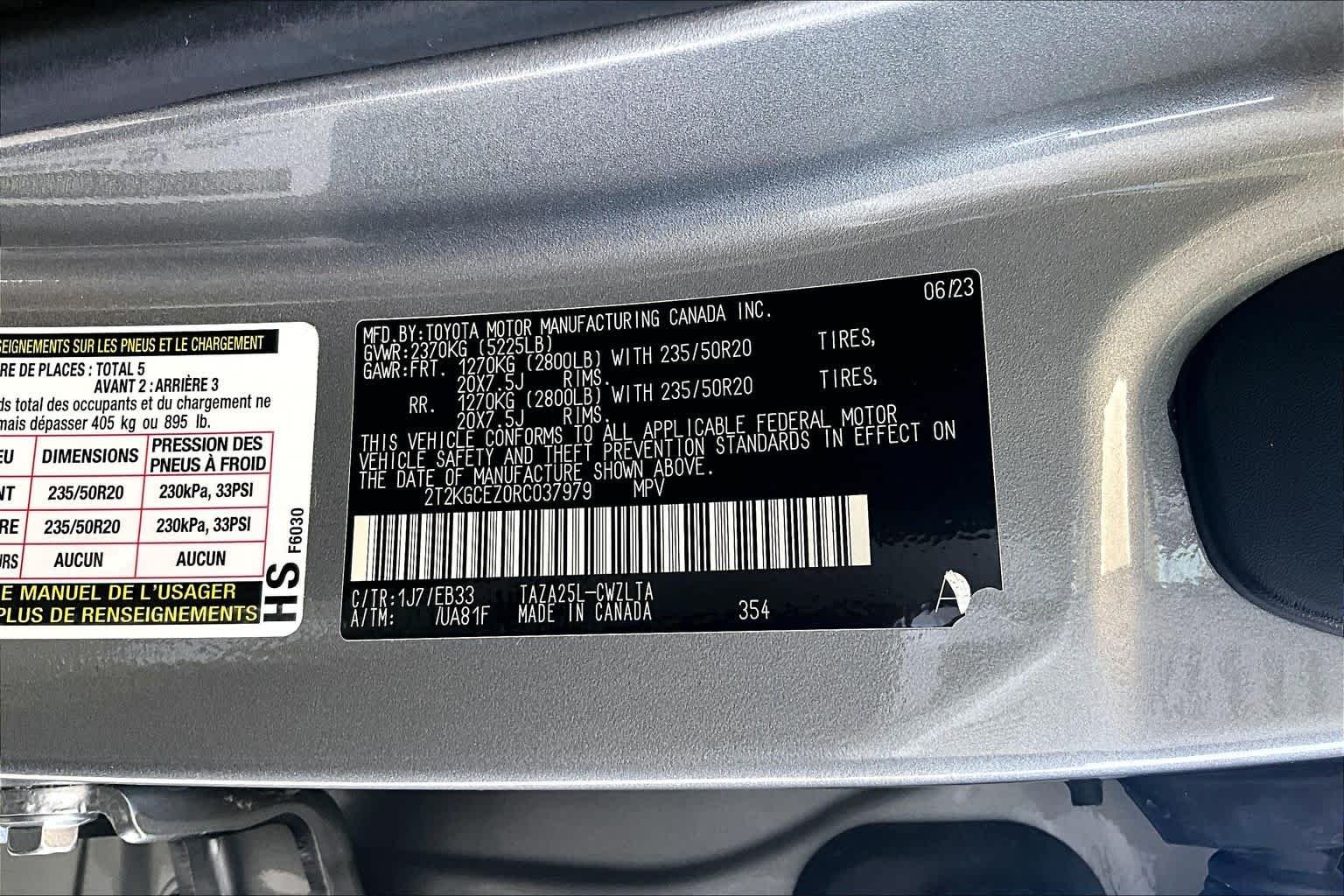 Used 2024 Atomic Silver Lexus F SPORT Handling image 29