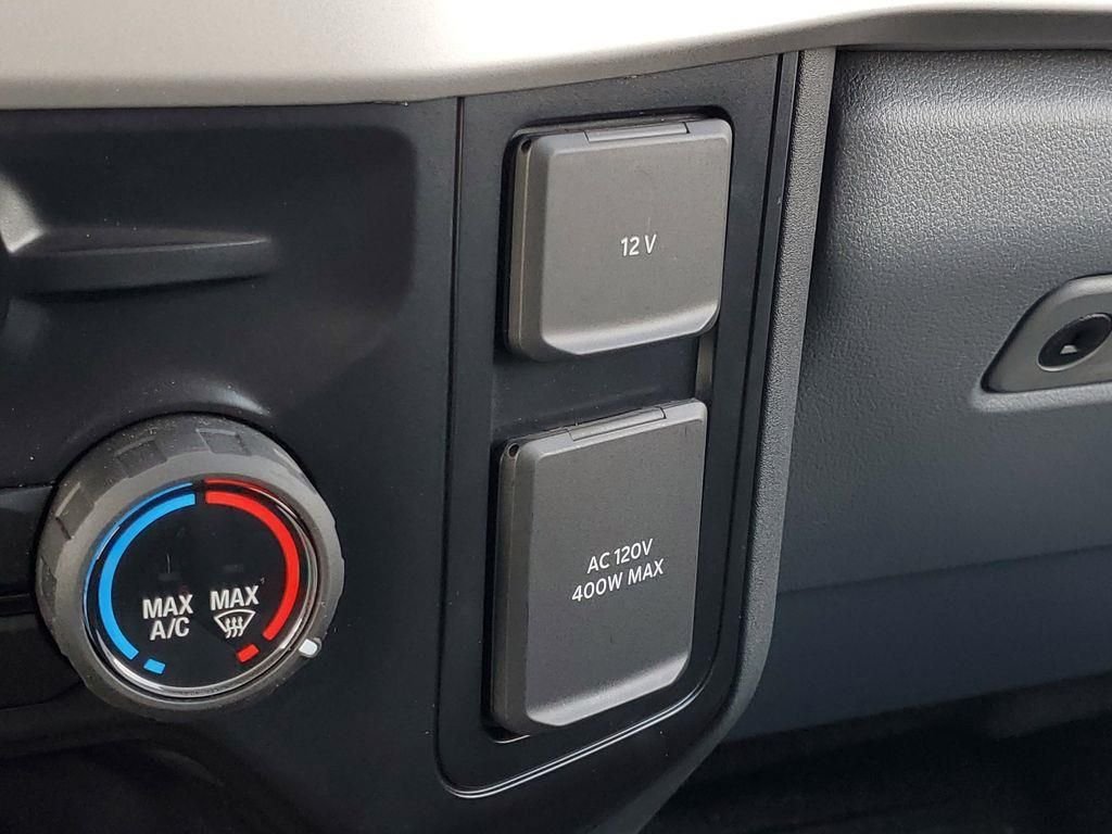 New 2026 Oxford White Ford F-550® XL image 23
